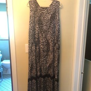 Roaman’s maxi dress- plus size
